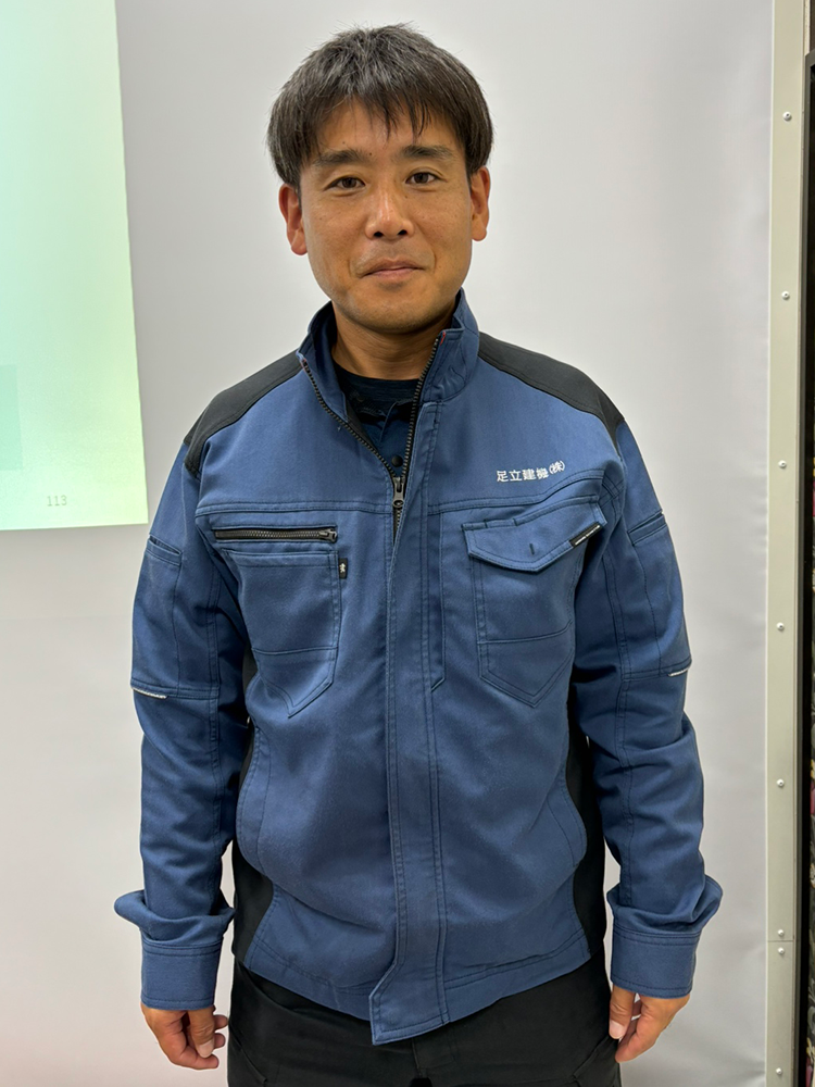 足立英治 様